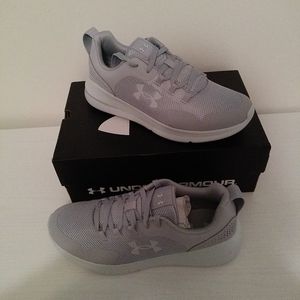 Under Armour UA Mens Road Running Shoes size 9